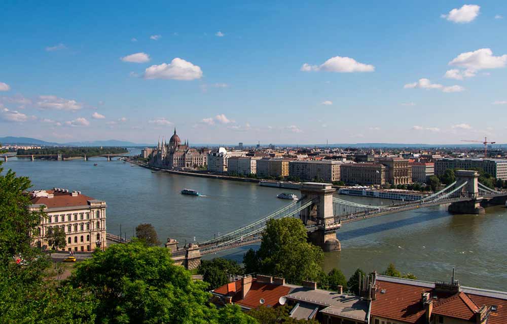 Még több napelem Budapesten: 150 helyett 1500 megawattos napelemes kapacitást tervez a fővárosi önkormányzat